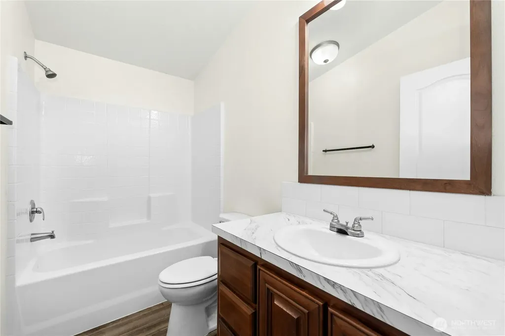 4916 Palermo Rosa Lane SW Olympia WA 98512