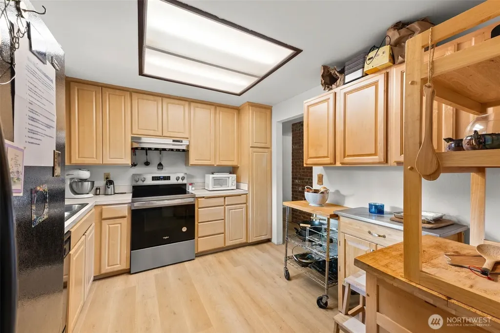 5708 78th Street E Puyallup WA 98371