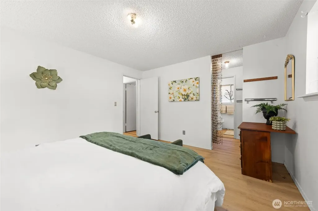 5708 78th Street E Puyallup WA 98371