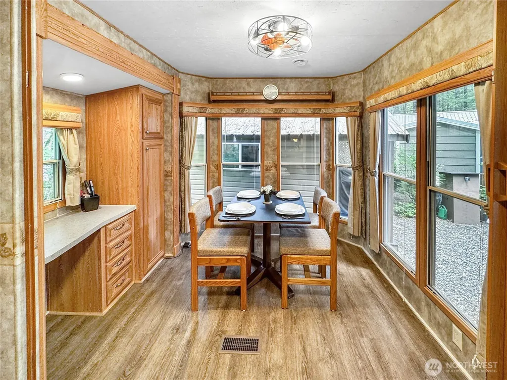 48 Branch Circle Deming WA 98244