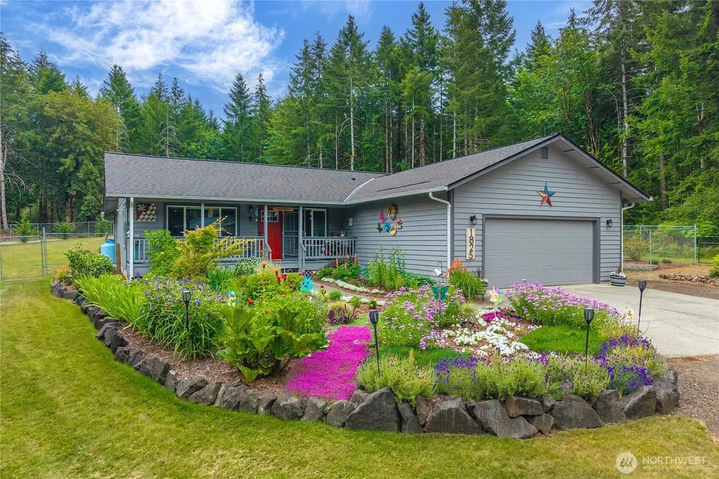 1825 W Deegan Road E Shelton WA 98584