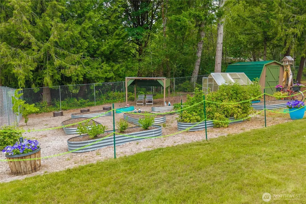 1825 W Deegan Road E Shelton WA 98584
