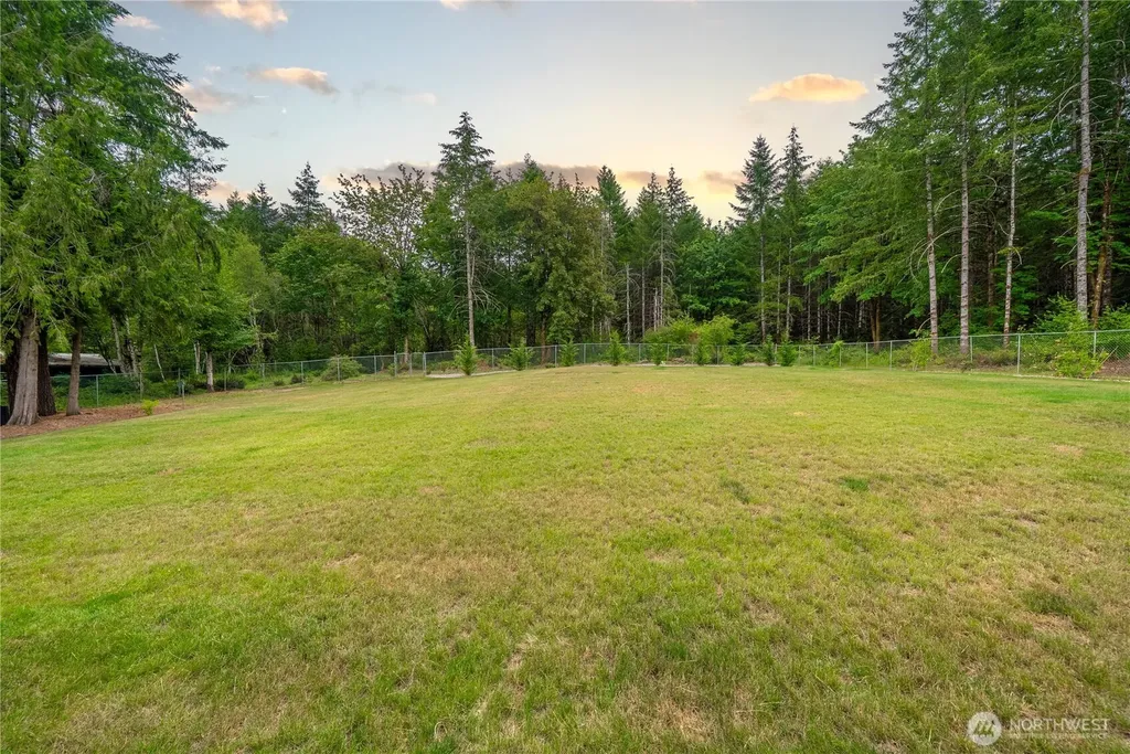 1825 W Deegan Road E Shelton WA 98584