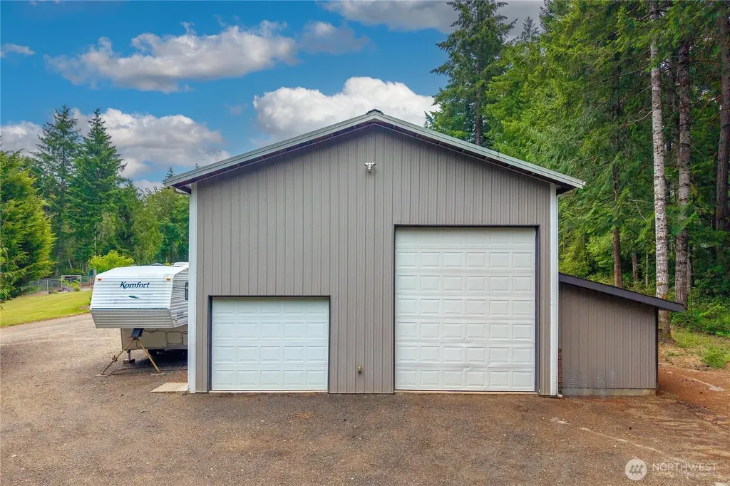1825 W Deegan Road E Shelton WA 98584
