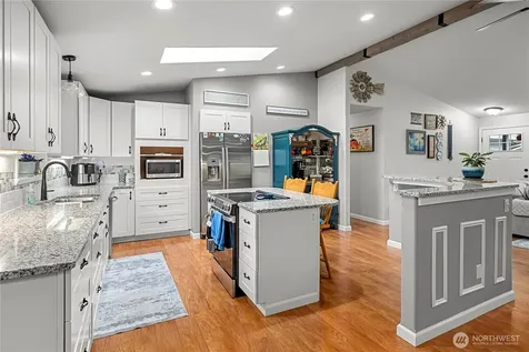 1825 W Deegan Road E Shelton WA 98584