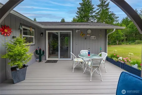 1825 W Deegan Road E Shelton WA 98584
