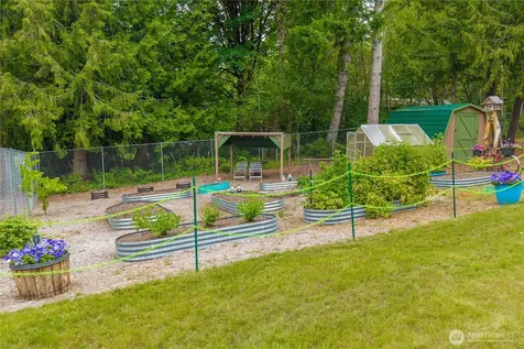 1825 W Deegan Road E Shelton WA 98584