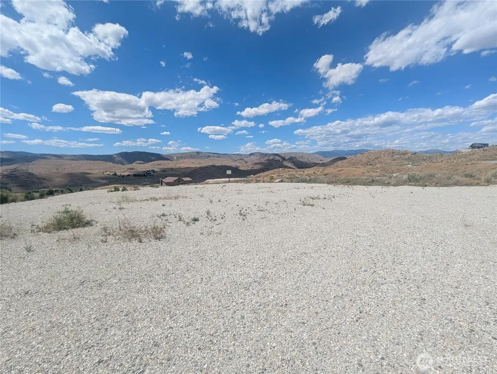 2 Azteca Short Plat Brewster WA 98812