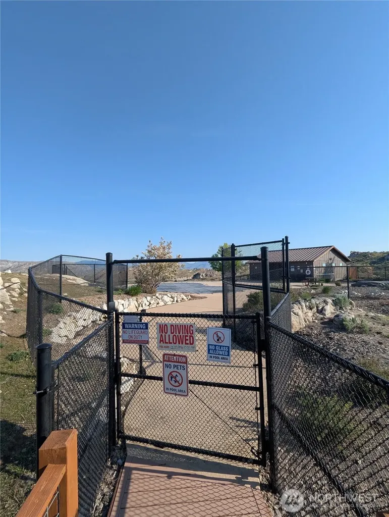 2 Azteca Short Plat Brewster WA 98812