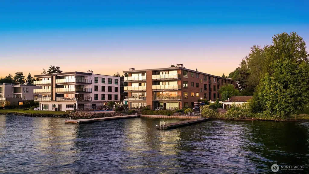 6225 Lake Washington Boulevard NE Kirkland WA 98033