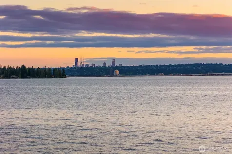 6225 Lake Washington Boulevard NE Kirkland WA 98033