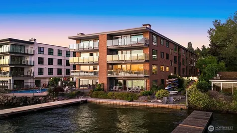 6225 Lake Washington Boulevard NE Kirkland WA 98033