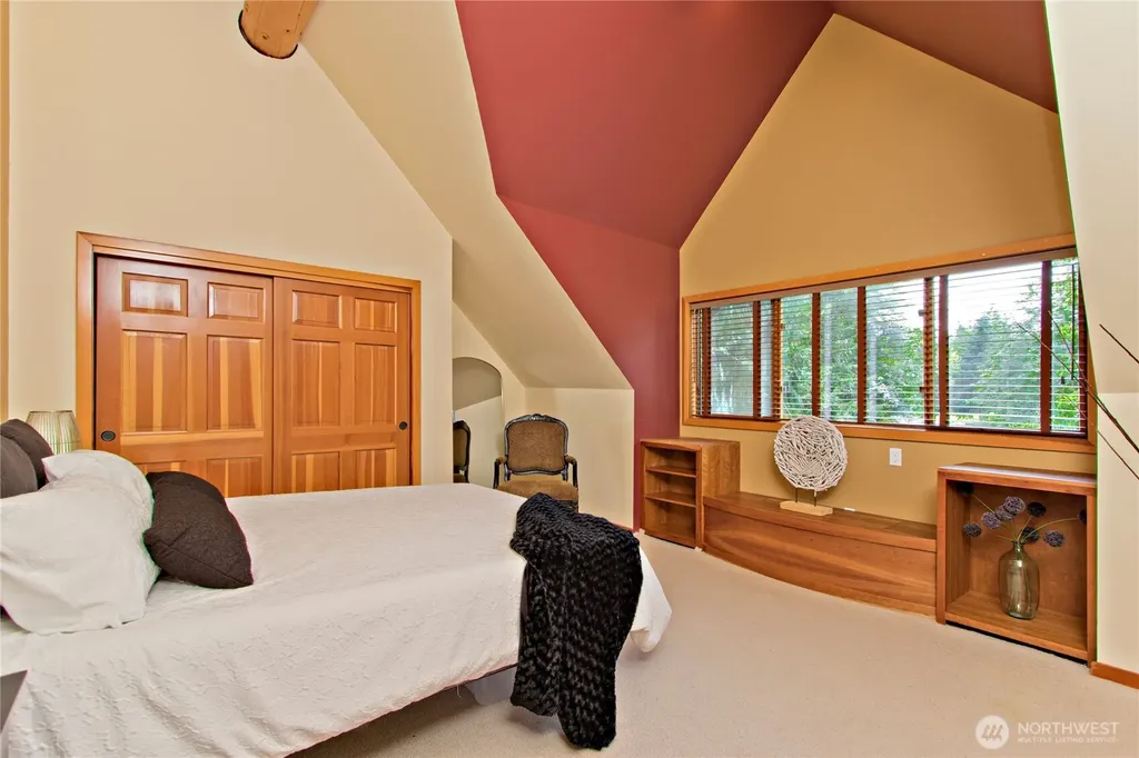 35800 249th Avenue SE Enumclaw WA 98022