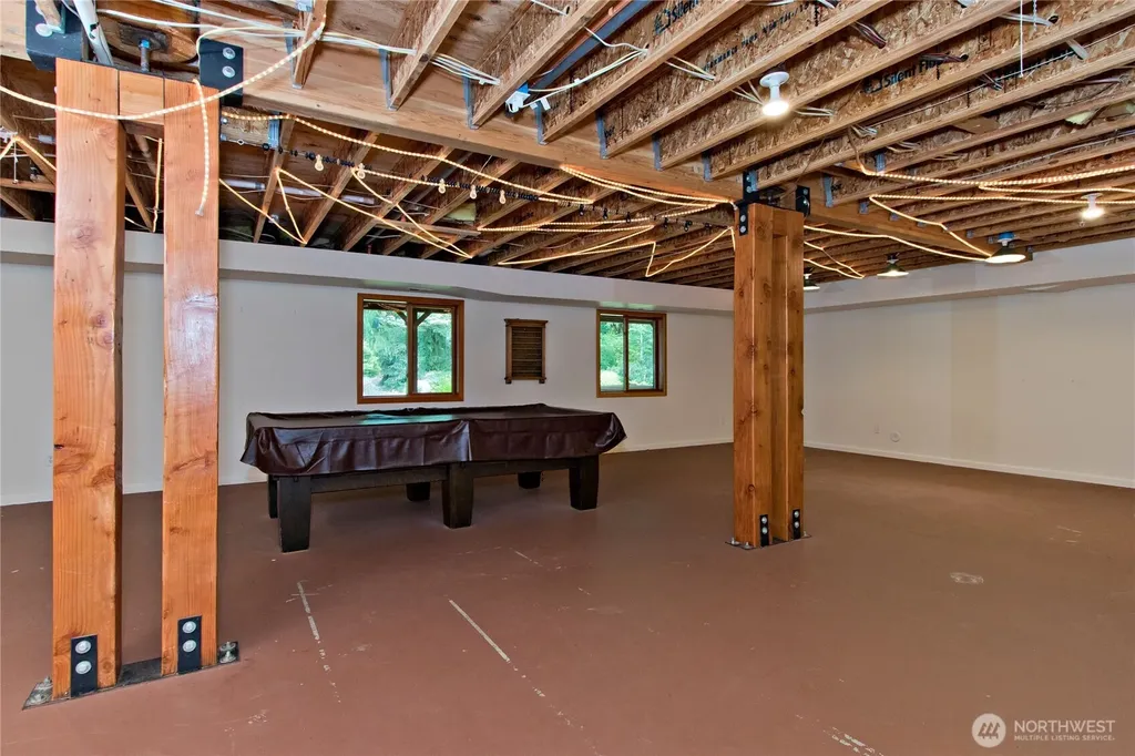 35800 249th Avenue SE Enumclaw WA 98022