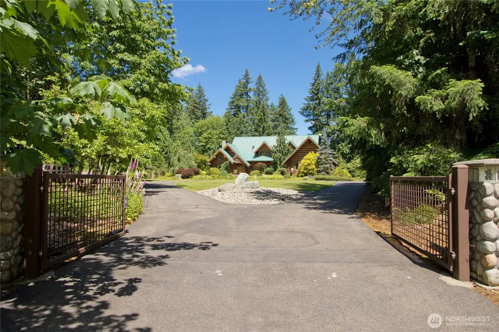 35800 249th Avenue SE Enumclaw WA 98022