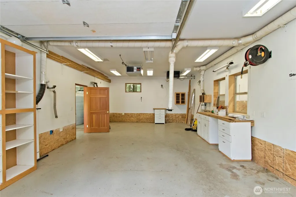 35800 249th Avenue SE Enumclaw WA 98022