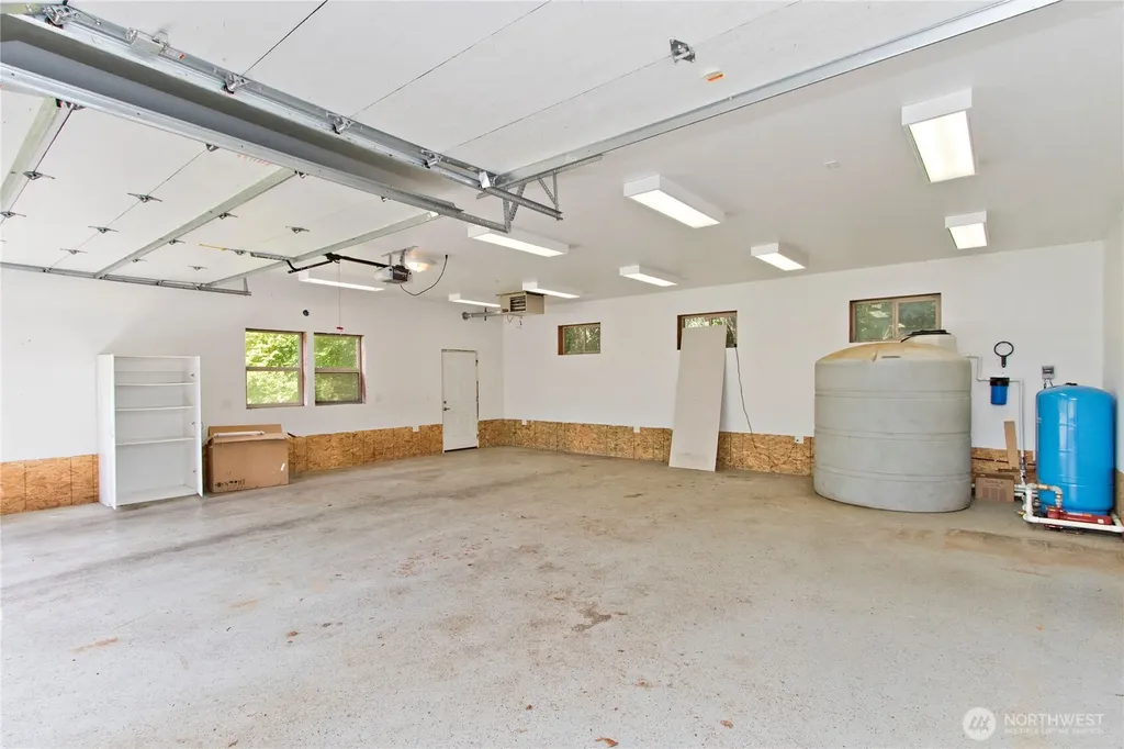 35800 249th Avenue SE Enumclaw WA 98022