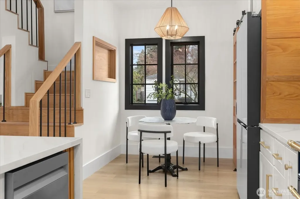 6523 39th Avenue NE Seattle WA 98115