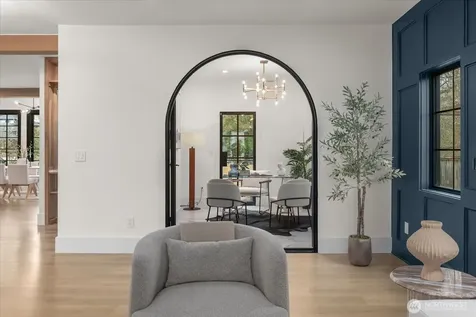 6523 39th Avenue NE Seattle WA 98115