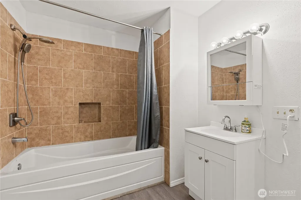 291 Shorecrest Drive Shelton WA 98584