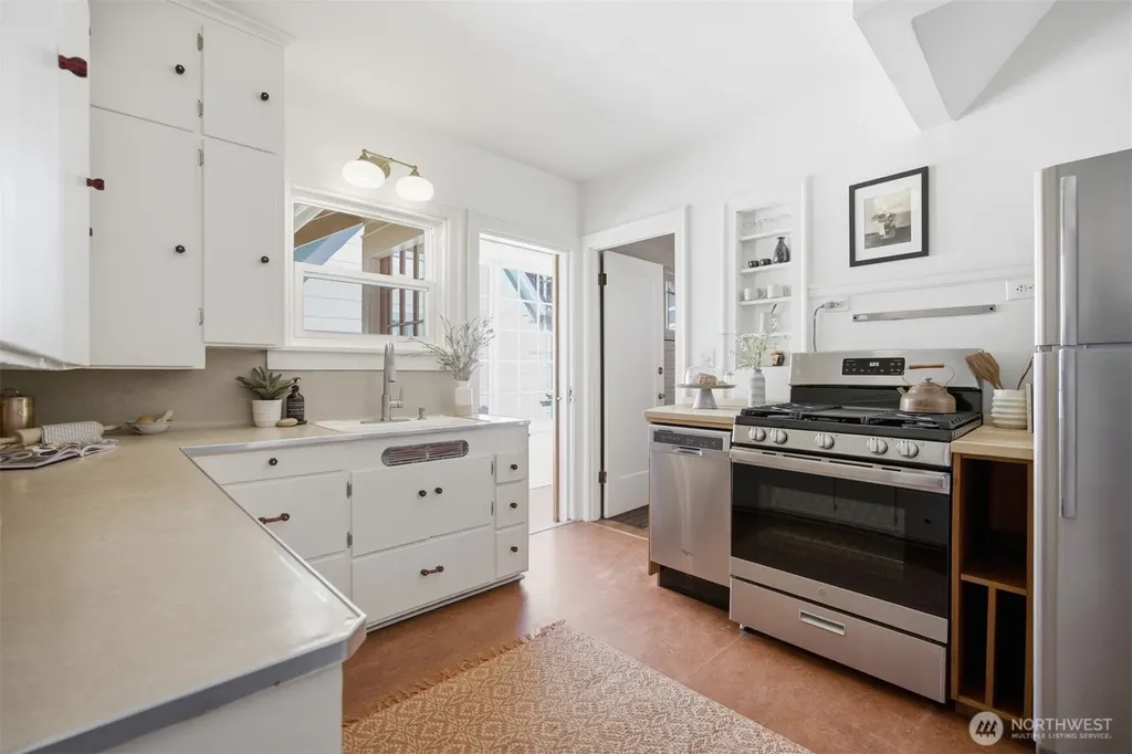 2110 G Street Bellingham WA 98225