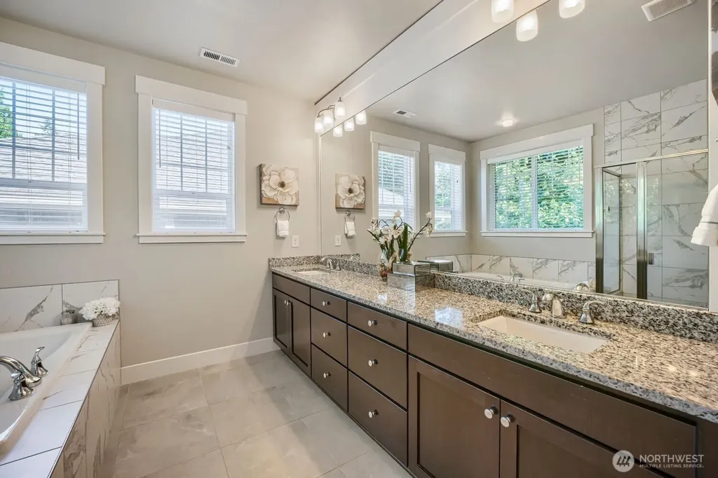24356 NE 15th Way Sammamish WA 98074