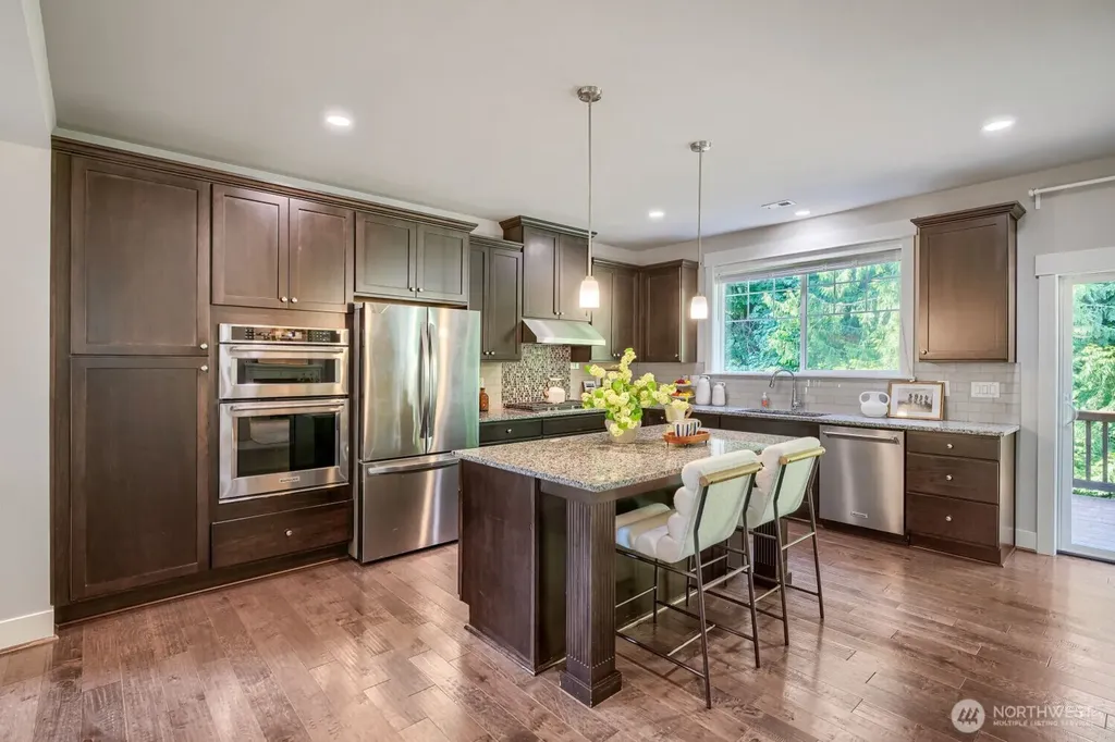 24356 NE 15th Way Sammamish WA 98074