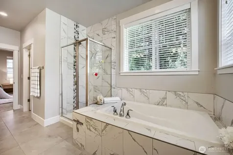 24356 NE 15th Way Sammamish WA 98074