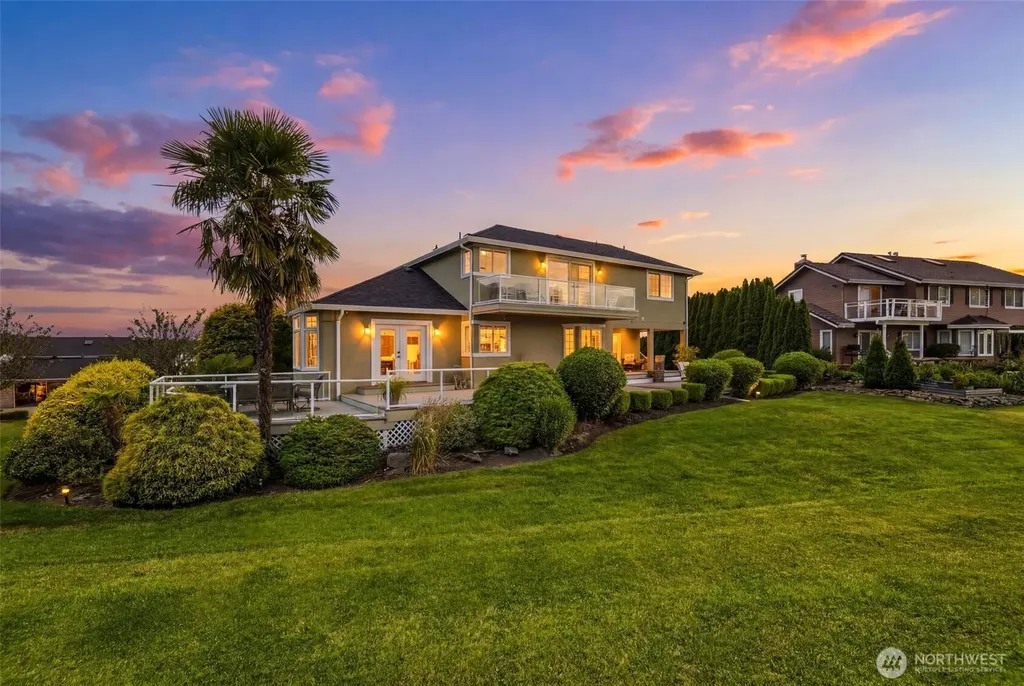 3221 196th Avenue Ct E Lake Tapps WA 98391