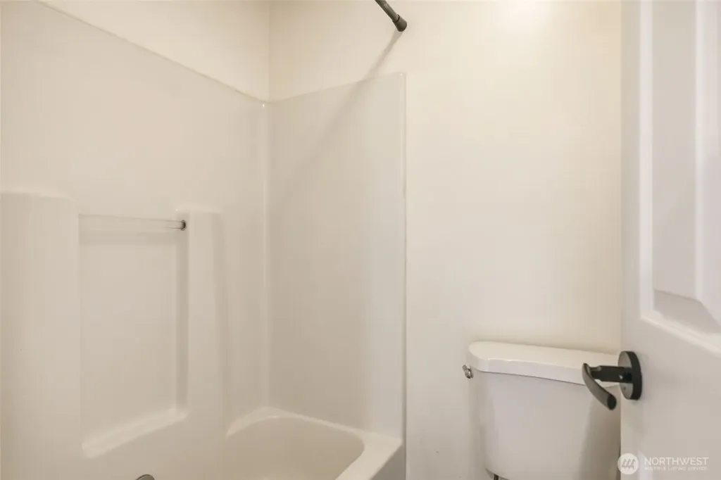 3221 196th Avenue Ct E Lake Tapps WA 98391