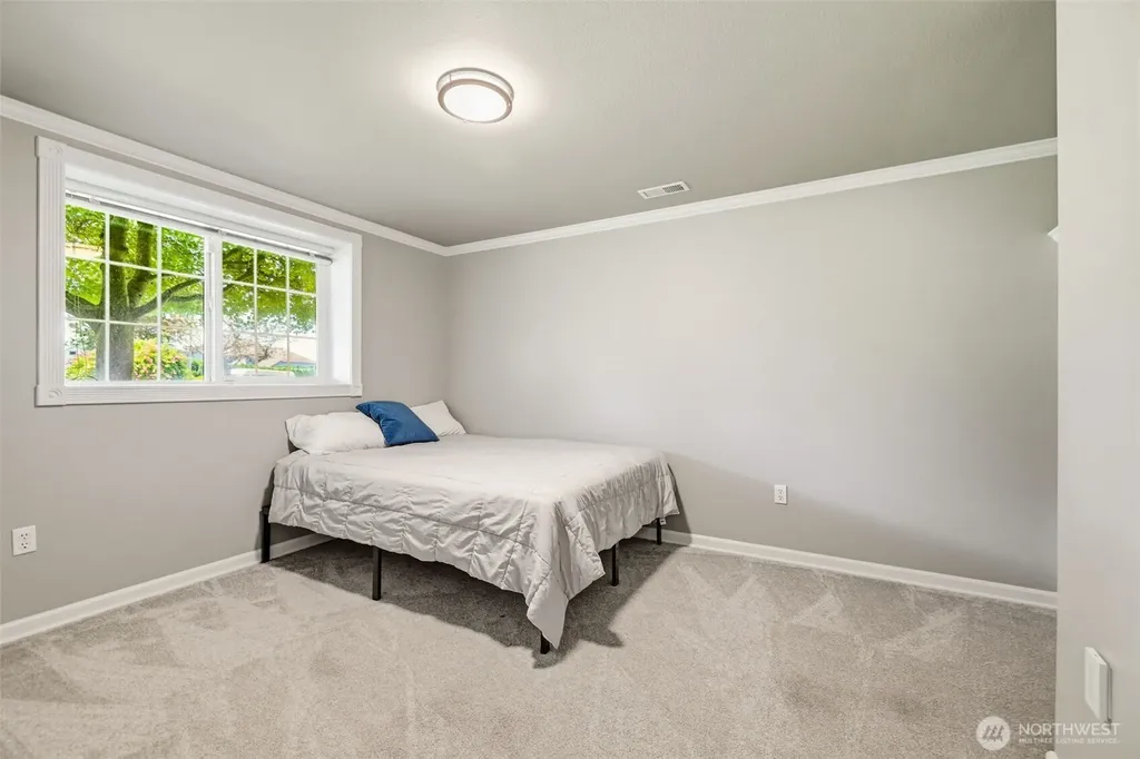 3221 196th Avenue Ct E Lake Tapps WA 98391