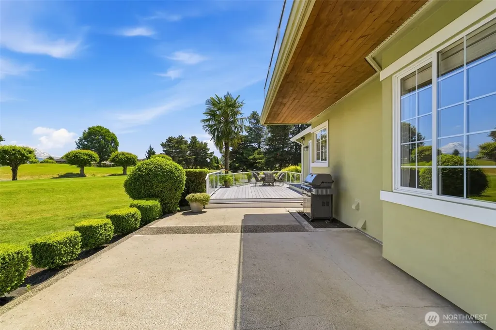 3221 196th Avenue Ct E Lake Tapps WA 98391