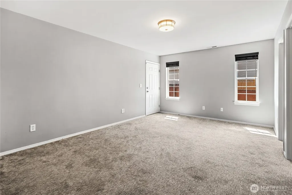 5501 Hamptons Street SE Olympia WA 98501