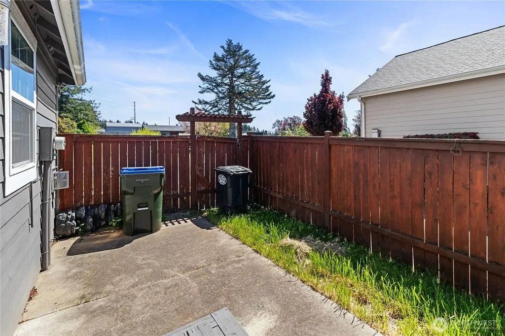5501 Hamptons Street SE Olympia WA 98501