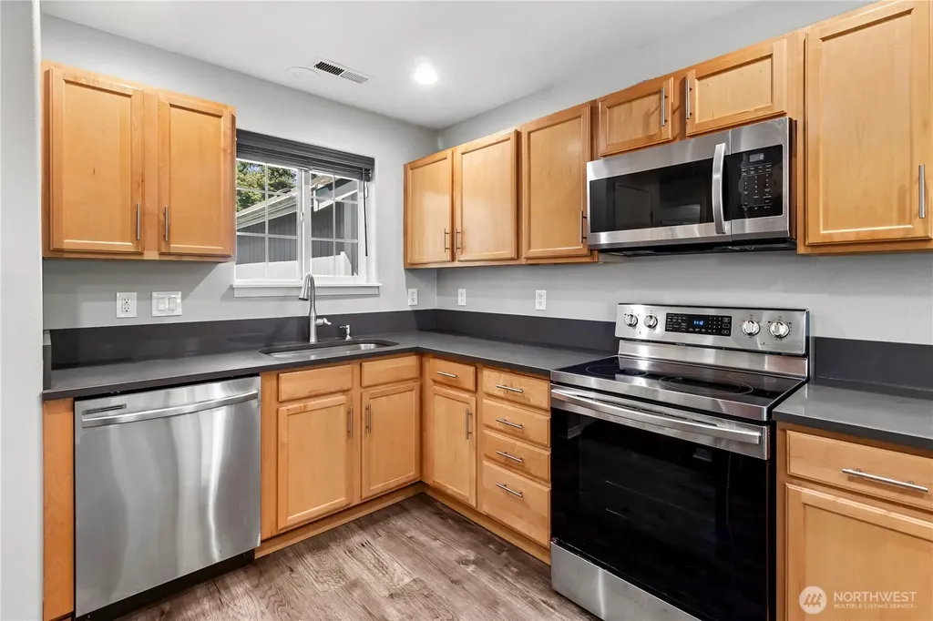 5501 Hamptons Street SE Olympia WA 98501
