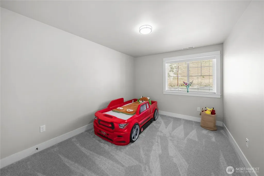 9464 Yakima Lane NW Quincy WA 98848