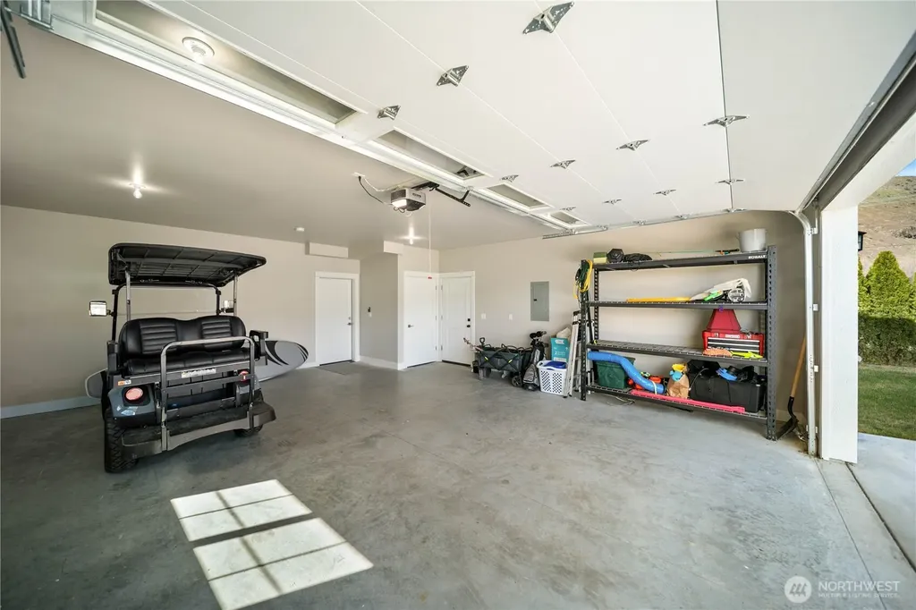9464 Yakima Lane NW Quincy WA 98848