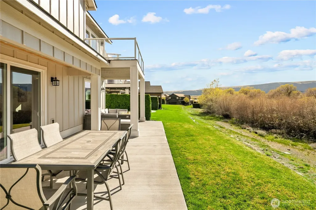 9464 Yakima Lane NW Quincy WA 98848