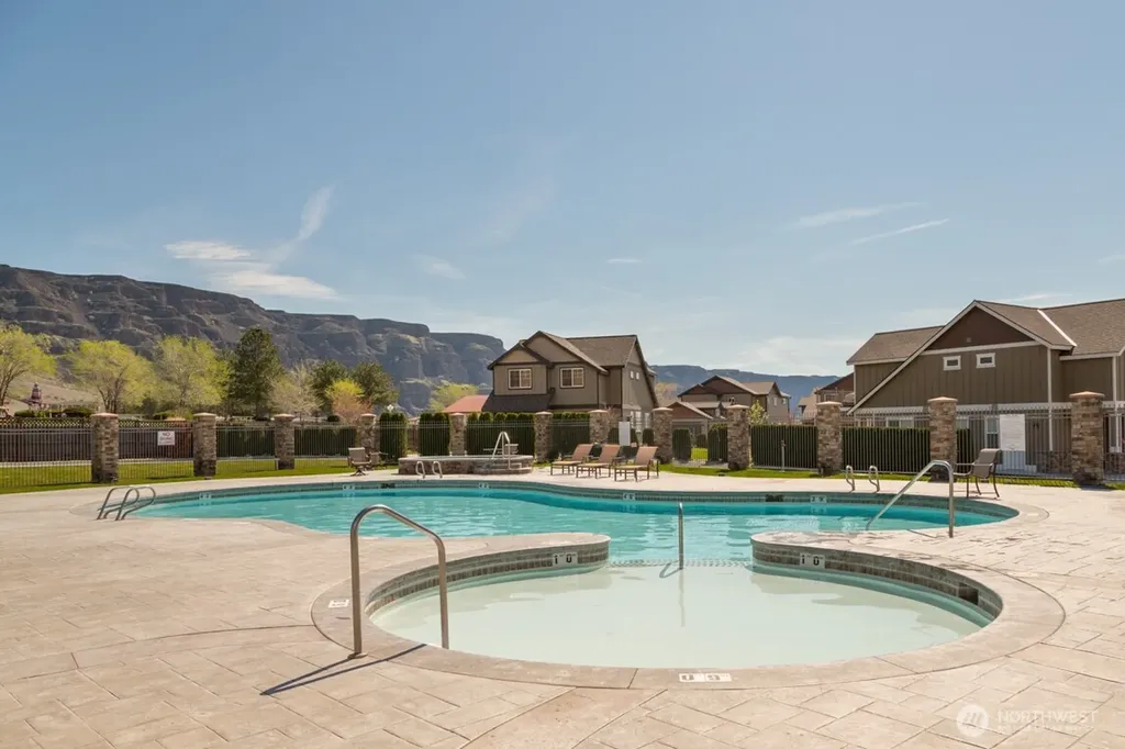 9464 Yakima Lane NW Quincy WA 98848
