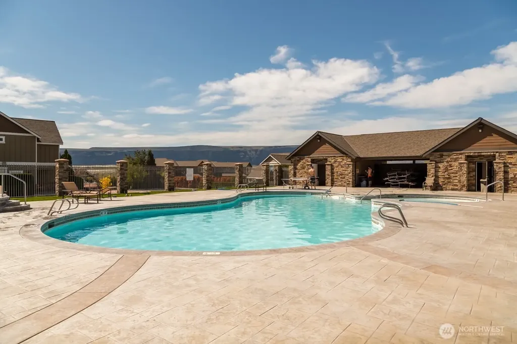9464 Yakima Lane NW Quincy WA 98848