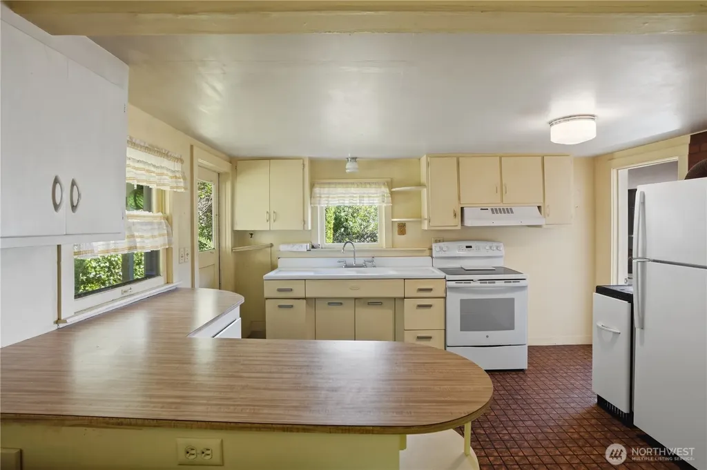 191 Maple Lane Port Ludlow WA 98365