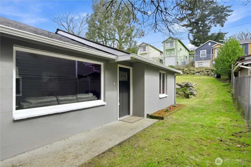 5720 37th Avenue S Seattle WA 98118