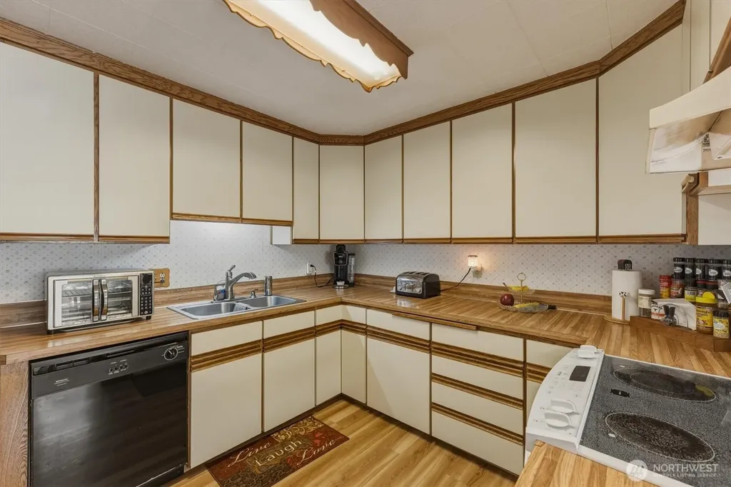 123 Niemi Road Longview WA 98632