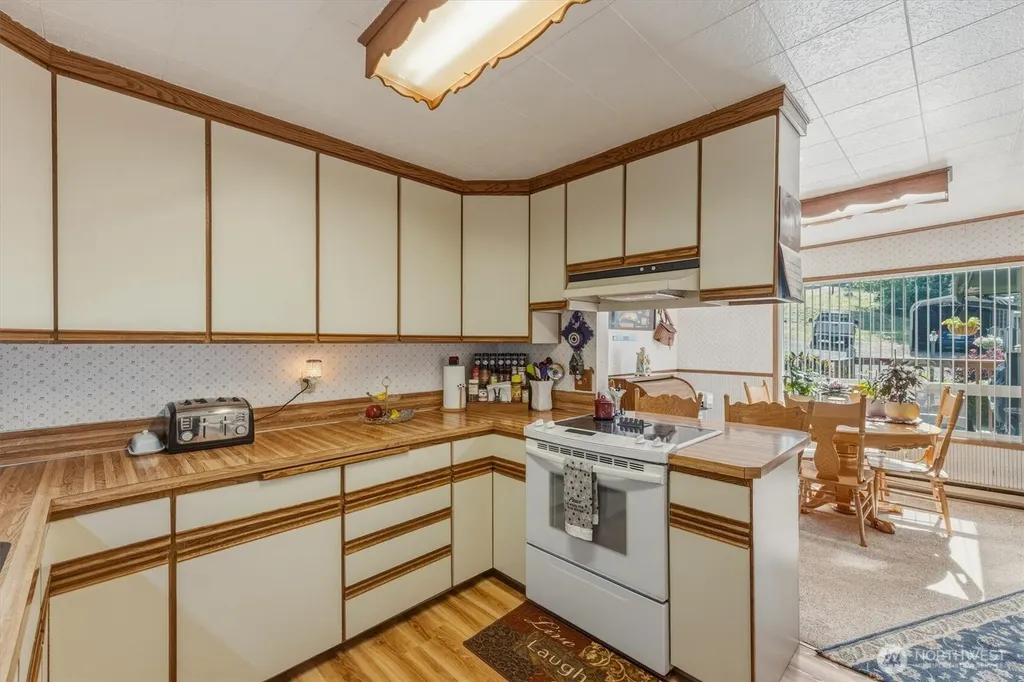 123 Niemi Road Longview WA 98632