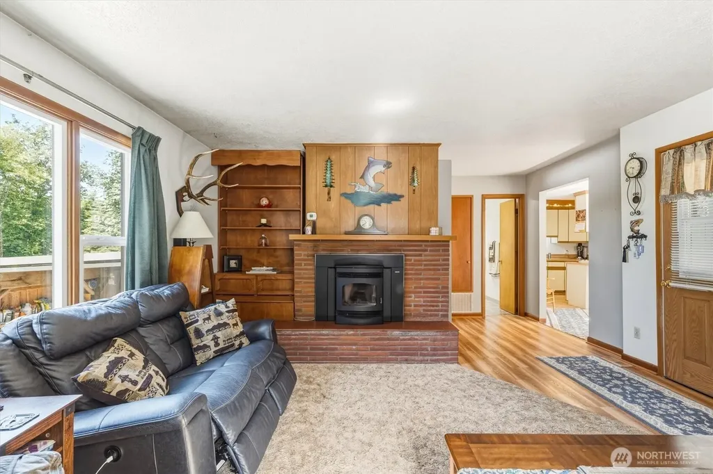 123 Niemi Road Longview WA 98632