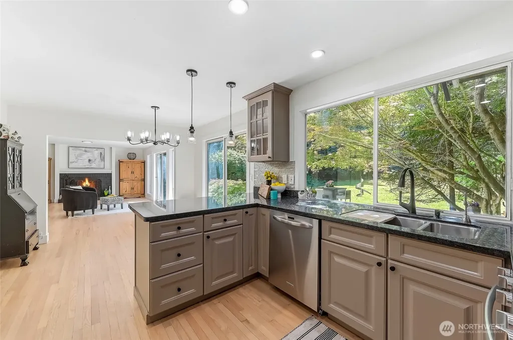 22235 NE 54th Redmond WA 98053
