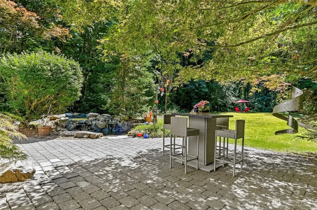 22235 NE 54th Redmond WA 98053