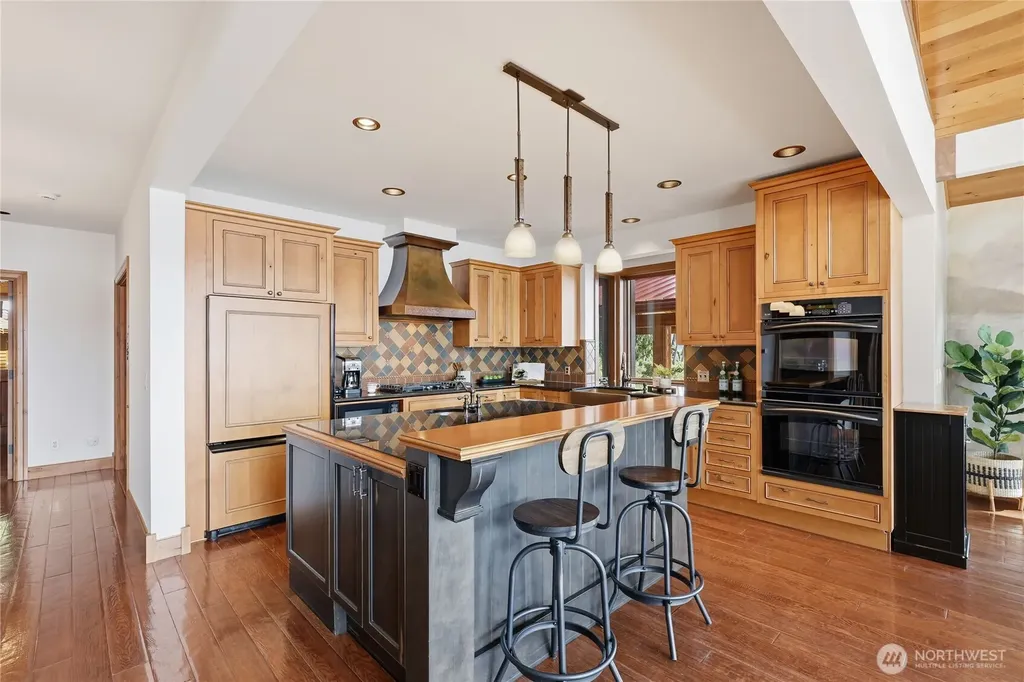 191 Canal Lane Court Brinnon WA 98320