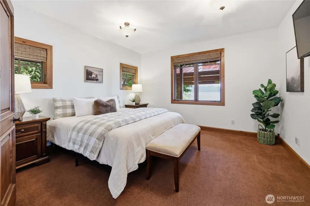 191 Canal Lane Court Brinnon WA 98320