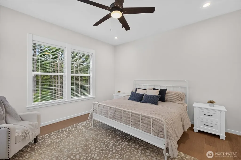 33110 Liberty Ave SE Black Diamond WA 98010